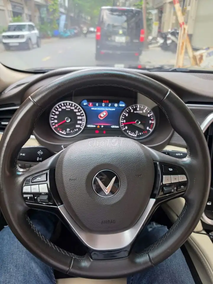 Vinfast LuxA Premium 2021 Коричневый/Бежевый 49000 км