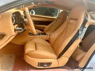 Бентли Континенталь GTC 6.0L W12 белый