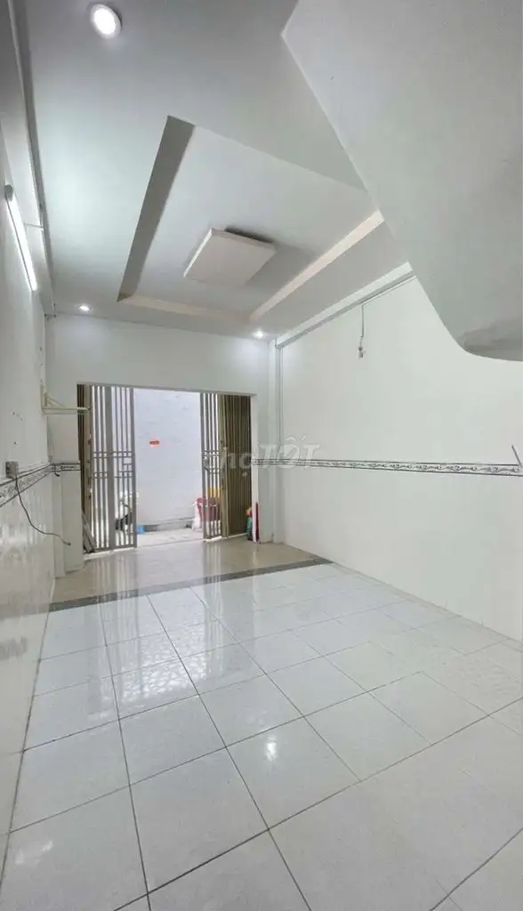 Дом у аэропорта и парка Зядинь, 2 этажа, 30м² рядом с аэропортом