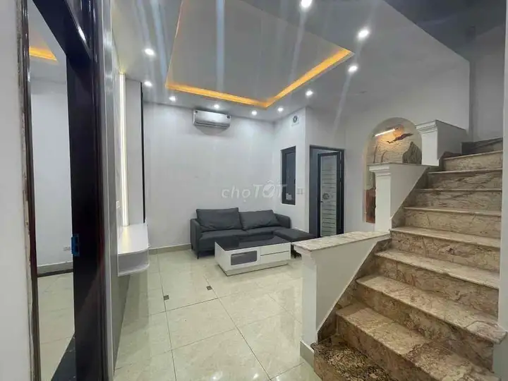 Улица Минь Кхай, переулок 2.8м, для бизнеса, 35м² x 5эт., 6.8 млрд