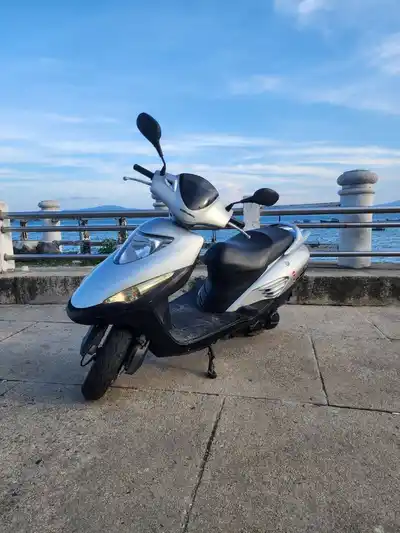 Honda Esky 125 (spacy, stream)