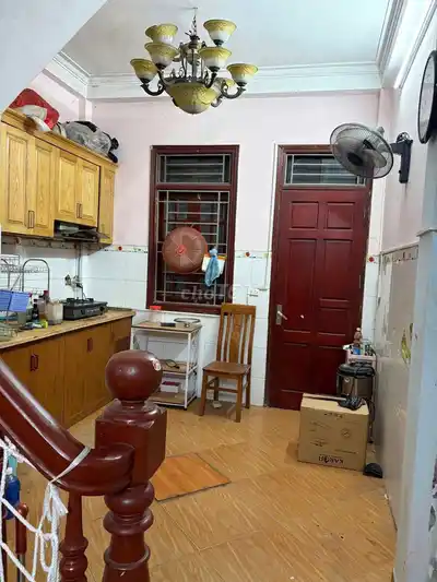 4-этажный дом на ул. Линь Нам, 36 кв.м, 4 спальни, с мебелью