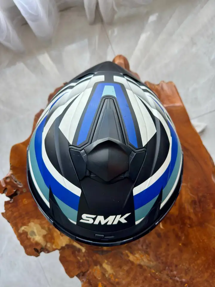 Шлемы SMK Typhoon и Yohe