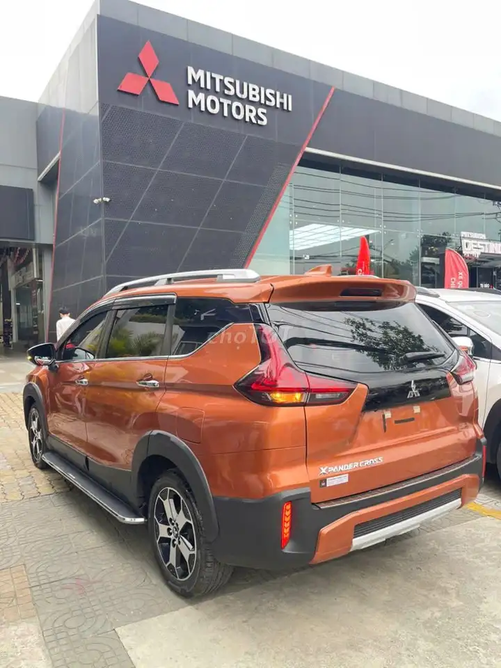 Mitsubishi Xpander Cross 2021 - 4 с чем-то донгов - торг умерен
