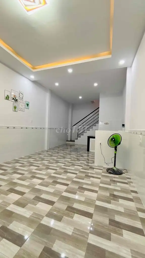 Дом 2 этажа 44м² в Бинь Чи Донг, литой, 2 спальни