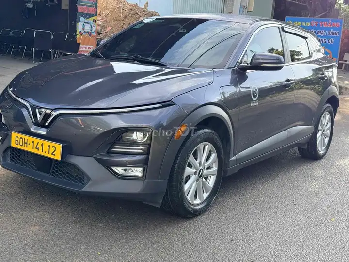 VinFast VF6 S 2024, батарея в аренде, бесплатная зарядка до 06.2027, много тюнинга