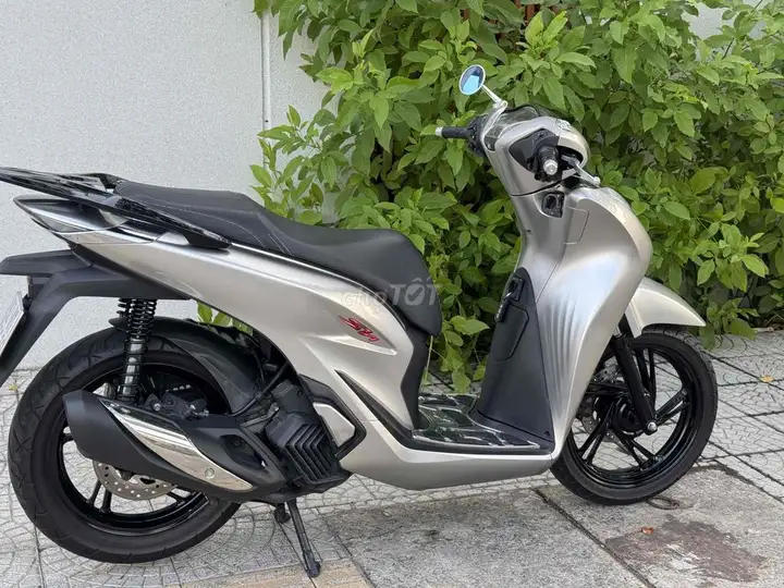 Honda SH 125 2021 серый черный обмен на другие мотоциклы