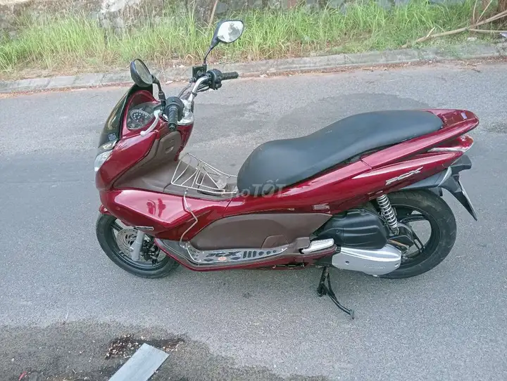 Honda PCX 2012 красный, сборка Таиланд