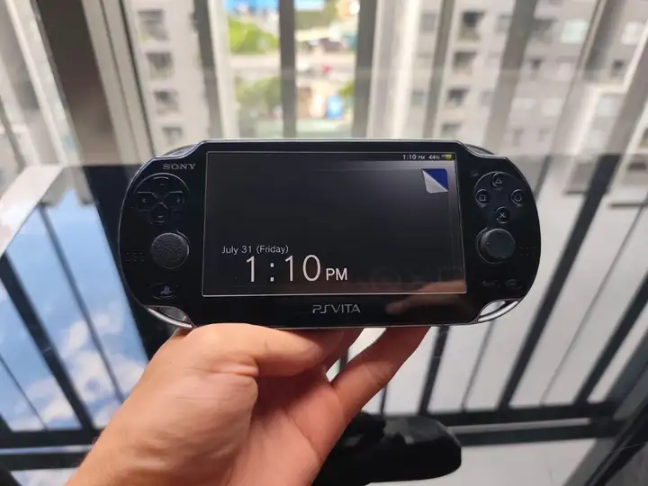 PS Vita OLED 1K