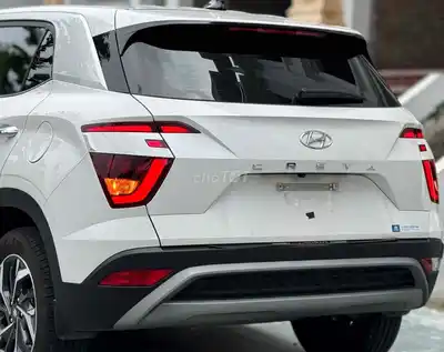 Hyundai Creta 2024 1.5 Special 40 000 км белый