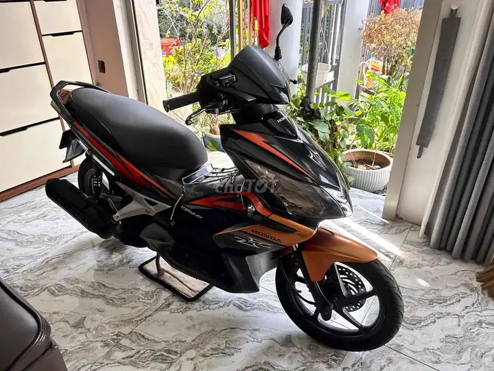 Honda Air Blade Thai FI 2009 оранжево-черный, домашний