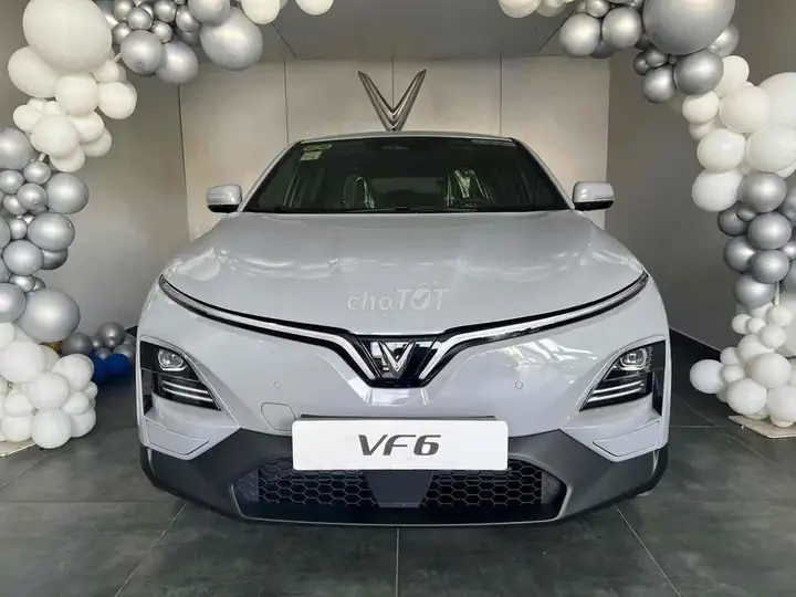 VinFast VF6, машины в наличии, все комплектации, отличная цена