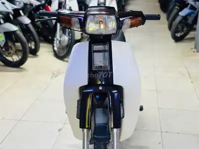Мотосалон Thịnh Phát - Honda Dream Тайланд, отличный двигатель, красивый вид