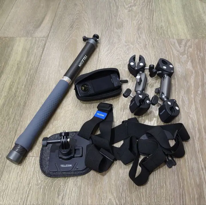 Insta360 X4 + селфипалка 3м, держатели, крепление на грудь