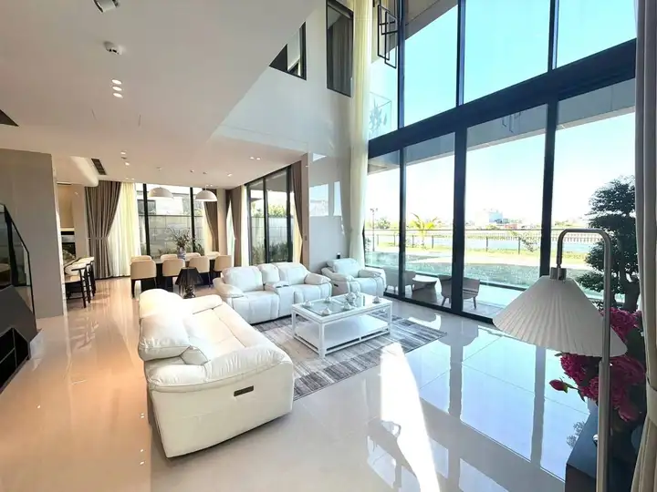 Вилла 3 этажа 5 спален 6 WC 300м2