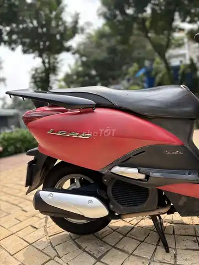 Honda Lead fi, двигатель тихий и мощный