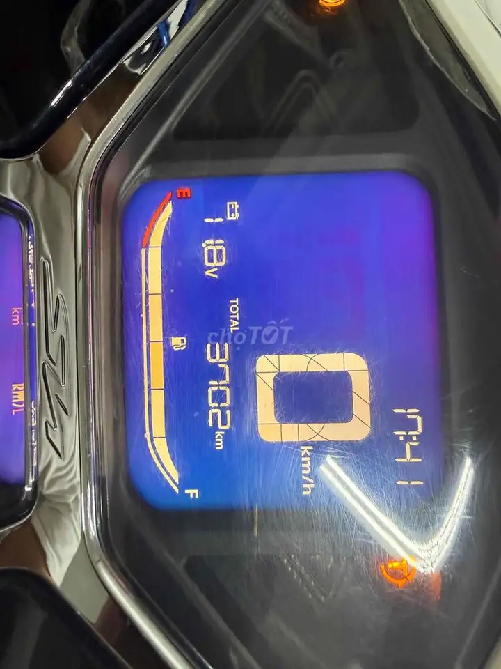 Honda SH Mode 2024 белый, 3702 км