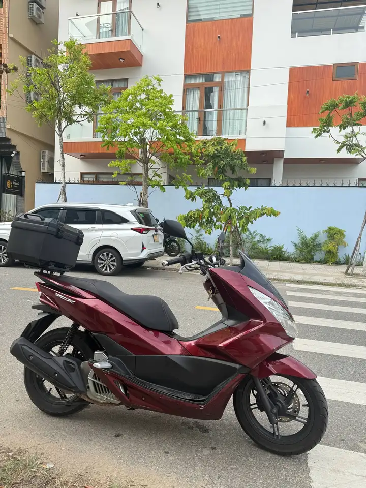 Honda PCX (2 поколение, 2014г), 125cc