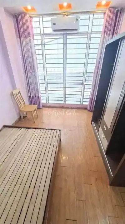 Дом 5 этажей, ул. Дои Кан, Бадинь, 40 м², 5 спален, с мебелью