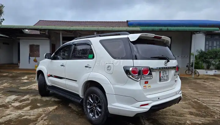 Toyota Fortuner TRD Sportivo 2016, автоматическая, белый