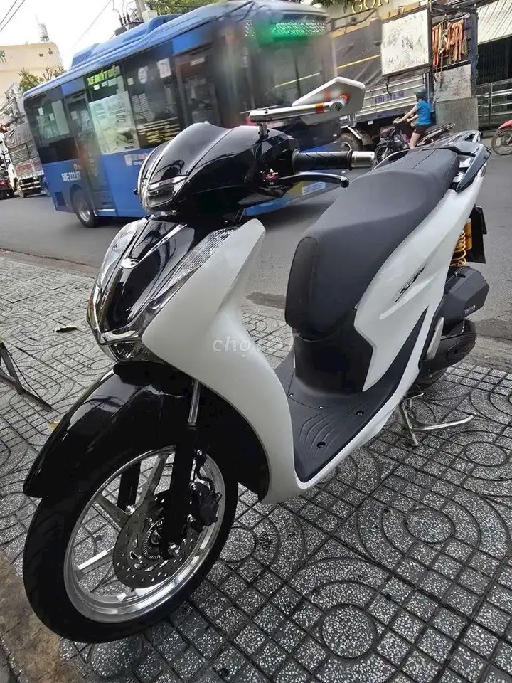 Honda SH 160 ABS 2024 пробег 5 тыс. км тюнинг оригинал 1 хозяин
