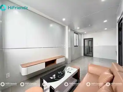 Просторная квартира рядом с Emart, удобно добираться до Binh Thanh