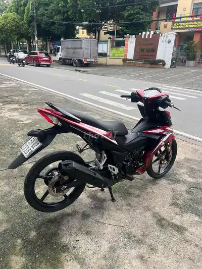 Победитель Honda V1 в Сайгонском море, главный ведущий, журнал Quiet