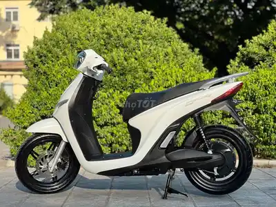 Vinfast Feliz II 2026 Белый 2500км