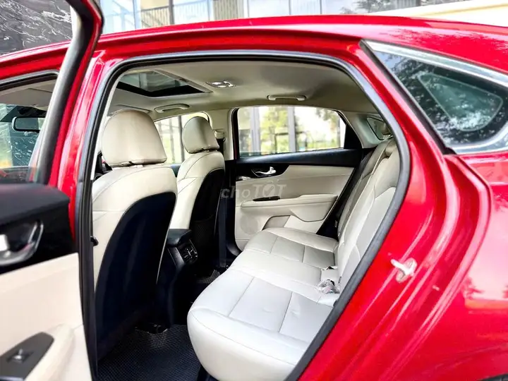 Kia Cerato 1.6 Luxury 2018 Красный