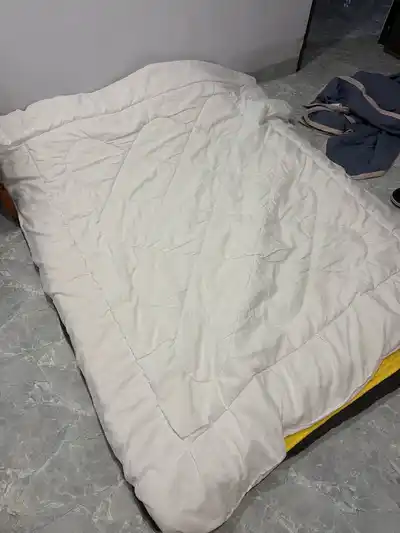 Белое одеяло