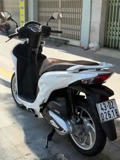 Honda Vision 2023 Стандартная белая