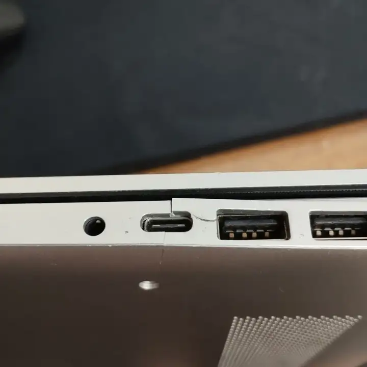 Ноутбук HP 14s-fq0035ur Ryzen 3 4300U 16 ГБ