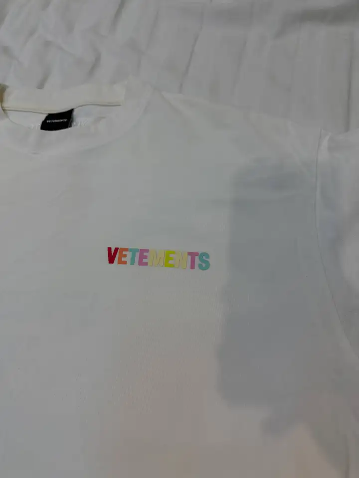 Футболка VETEMENTS размер L