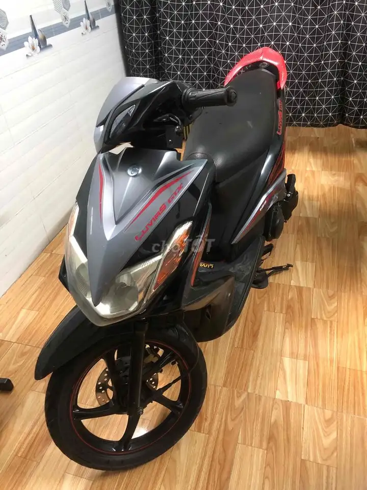 Yamaha Luvias GTX 2009, тихий родной мотор, черный