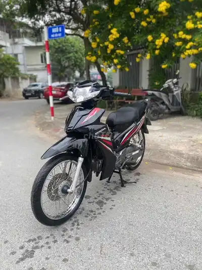 Honda Wave Blade 2018 110i черный оригинальный отличное состояние