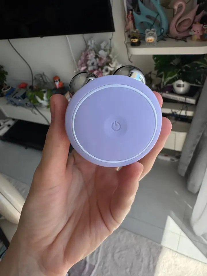 Микротоковый гаджет Foreo Bear Mini