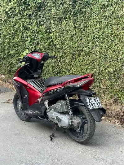 Honda Air Blade 110 FI 2012 красно-чёрный Ханой