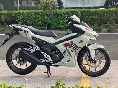 Honda Winner R ABS 2026 Белый, ключ Smartkey
