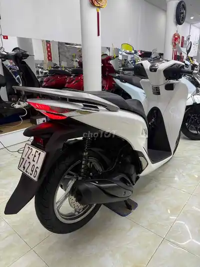 Honda SH 150 2021 белый