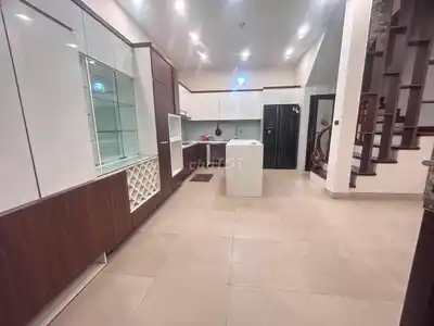 Отдельный дом в переулке Вутхань, Донгда, новый и красивый