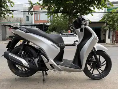 Honda SH 150i 2014 серебристый