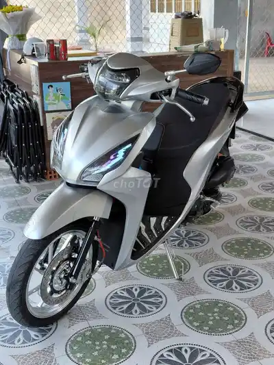 Honda Vision 2016, серебристый, много тюнинга