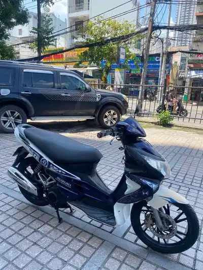 Suzuki Hayate 2013 Сине-белый