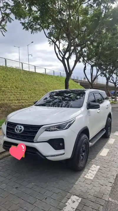Toyota Fortuner 2022 Дизель МКПП Белый