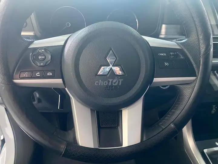 Mitsubishi Xpander Premium 2026 Белый Дананг