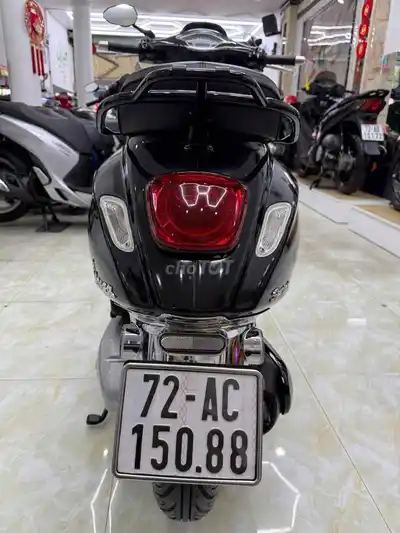 Piaggio Vespa Sprint iget abs 2022 Черный глянцевый