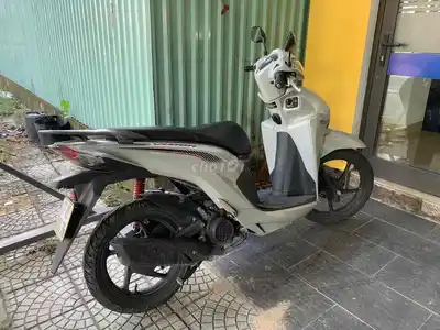 Honda Vision 2024 10 тыс. км Серо-черный