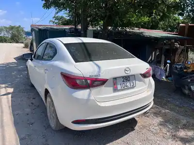 Mazda 2 2024 1.5 AT Tiêu chuẩn 62 000 км белая