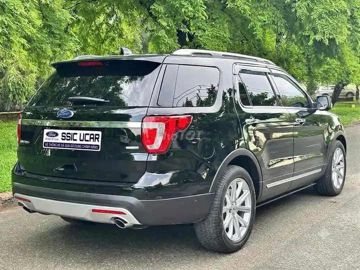 Ford Explorer 2.3L EcoBoost 2017 Черный 89.000 км