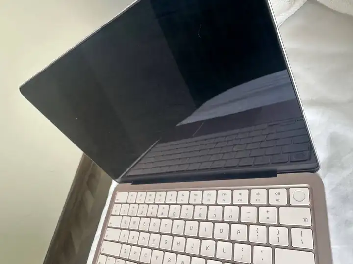 Macbook Neo